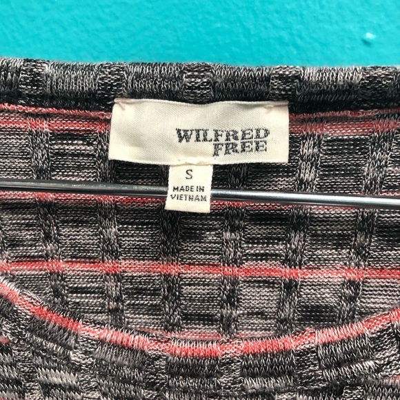 crop top • wilfred free - Picture 2 of 2